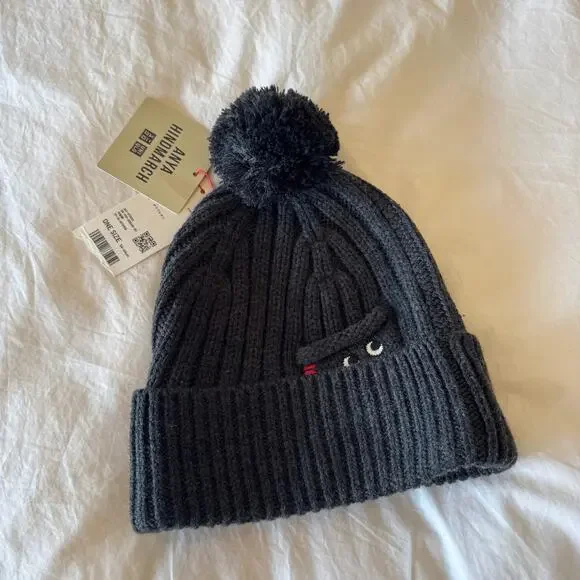 NWT Anya Hindmarch x Uniqlo Heattech Beanie Logo Eyes Knit Hat Gray Winter Cap - Picture 1 of 5